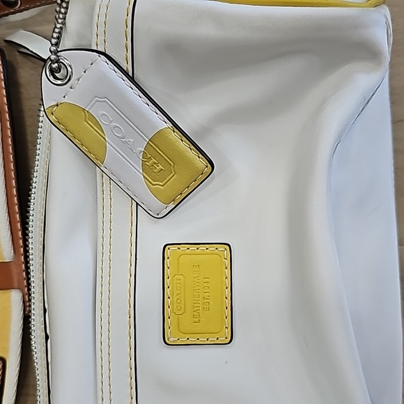 Coach Purse - Picture 3 of 4